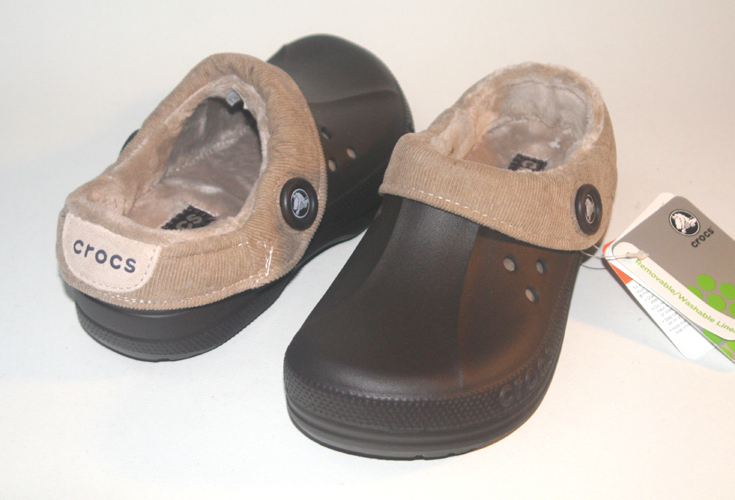 mens lined crocs size 13